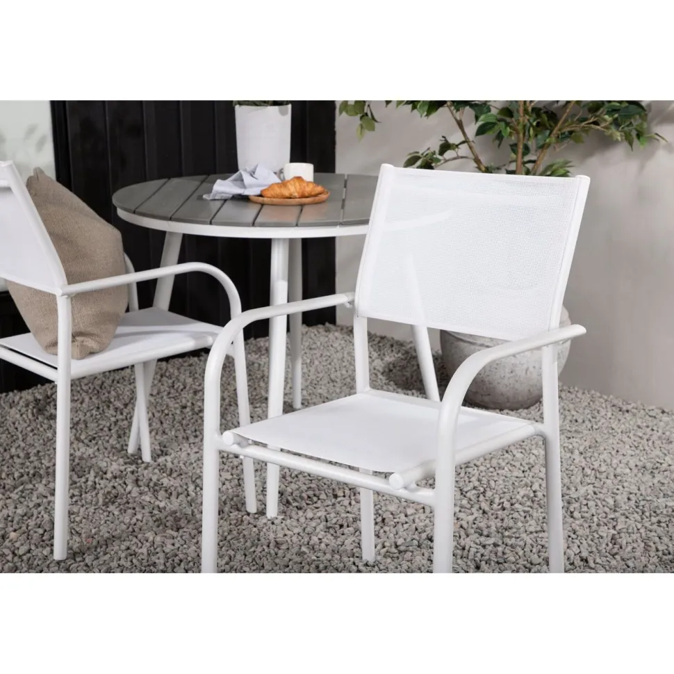 Parvekeryhmä Venture Home, ø90cm, musta Break-pöytä + 2 mustaa, pinottavaa Santorini-tuolia
