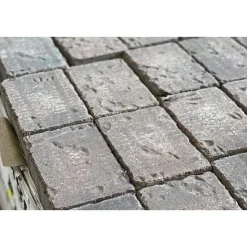 Pihakivi Rudus Kartanonupu 60 viisteetön 207x137x60 mm profiloitu antiikki harmaa