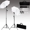 Valokuvastudiosarja taustakankaalla, lampuilla ja varjoilla